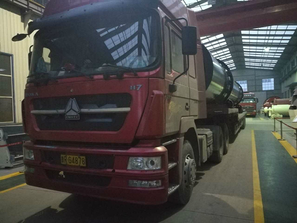 污泥烘干機裝貨